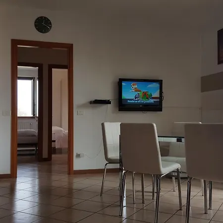 Flat Enzo Ferrari Apartmán Cavalcaselle